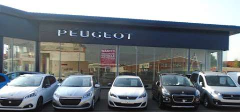 Trenton Peugeot Hull photo